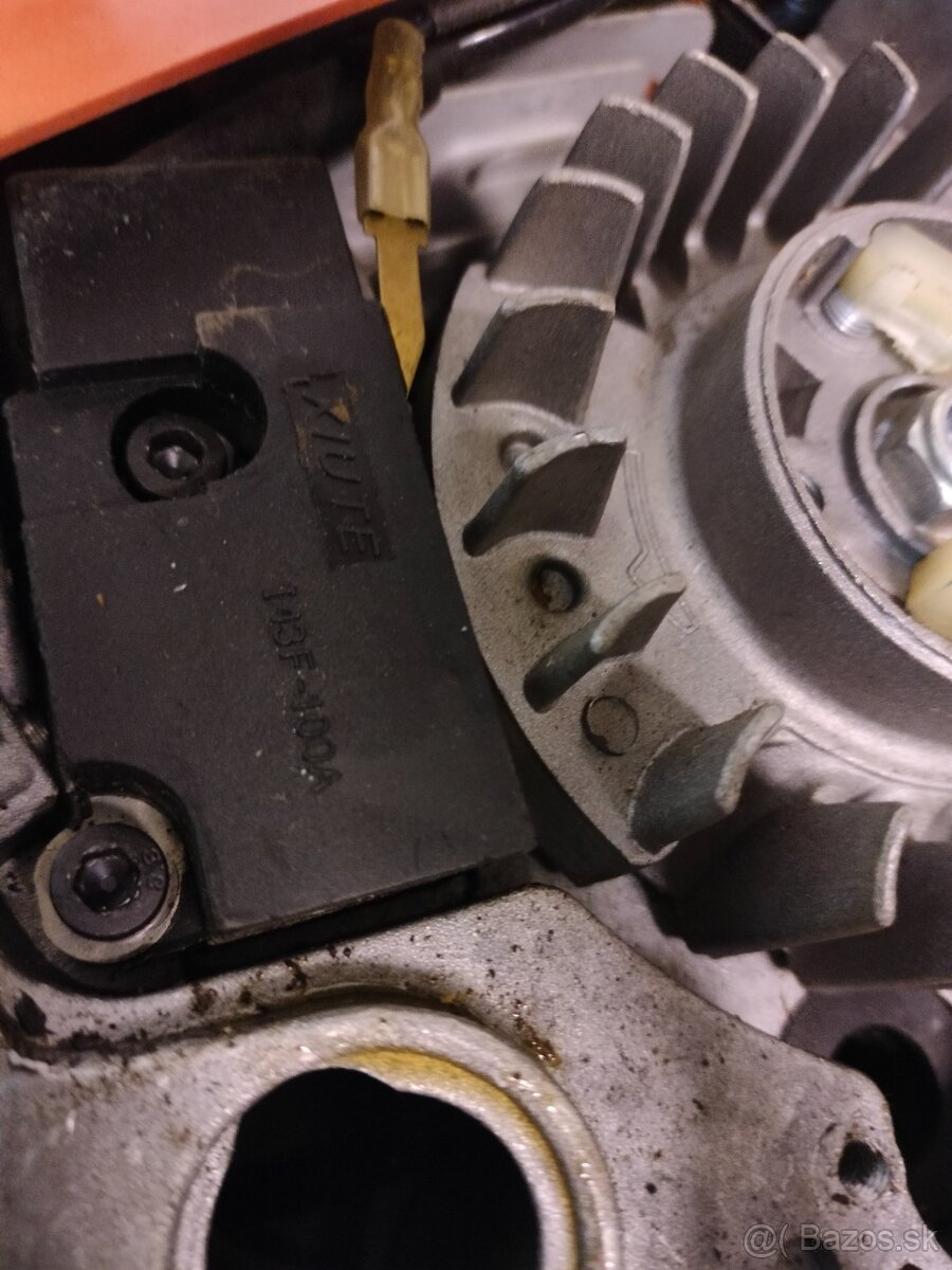 Prodám čínskou motorovou pilu - 9