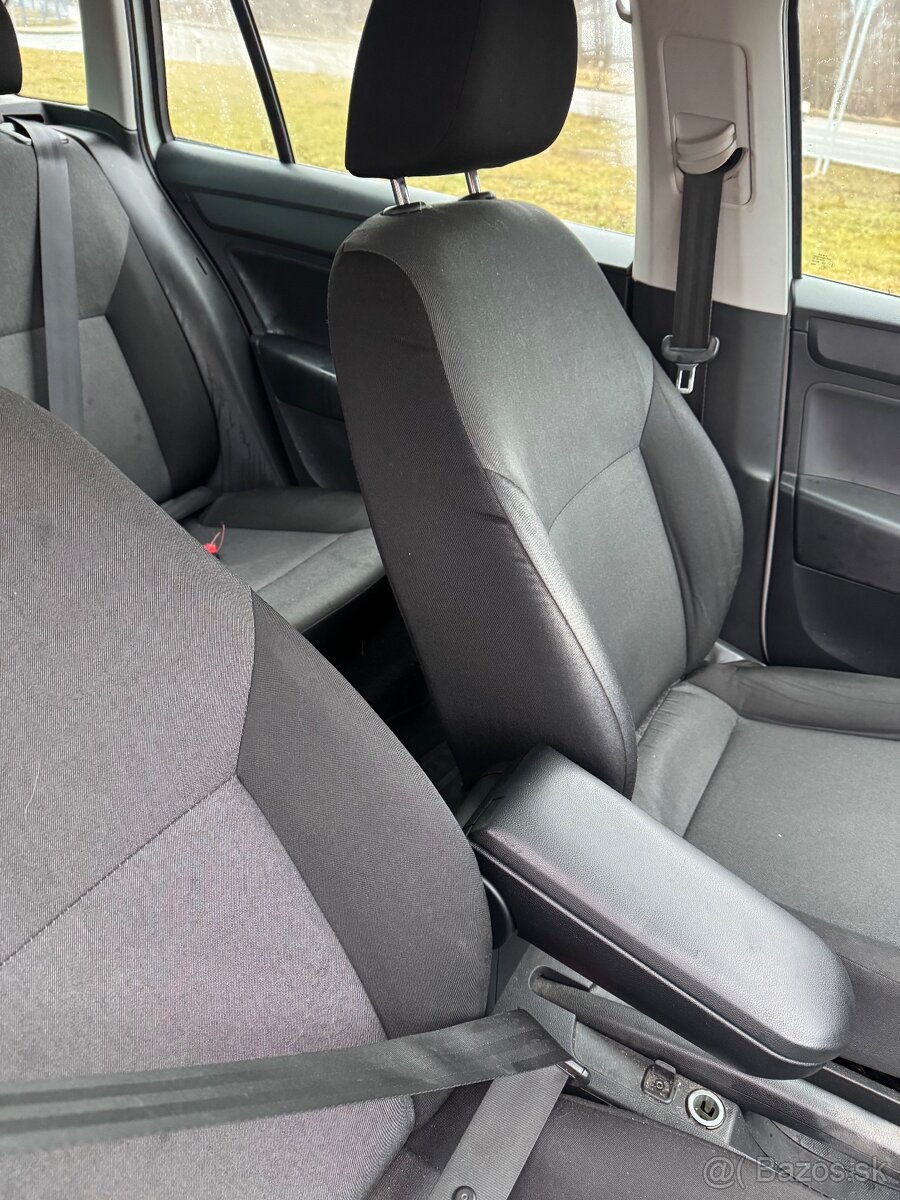 Skoda Rapid Spaceback 1.6 TDI 77KW RV 2015 CR Motor - 9