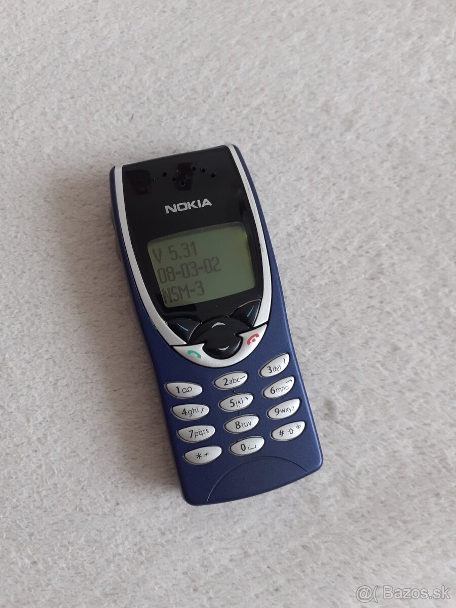 NOKIA 8210 - 9