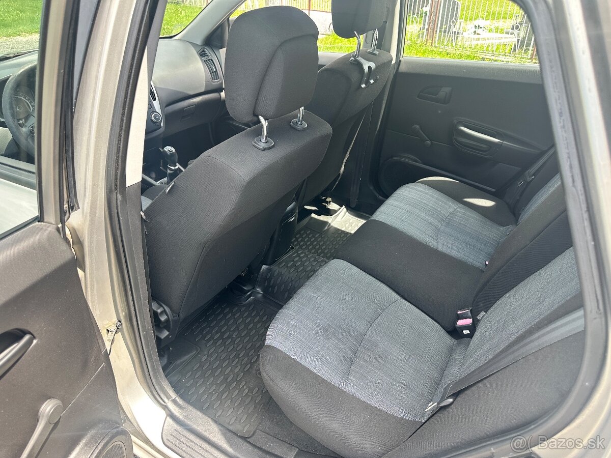KIA Ceed 1.6 66kw DIESEL - 9