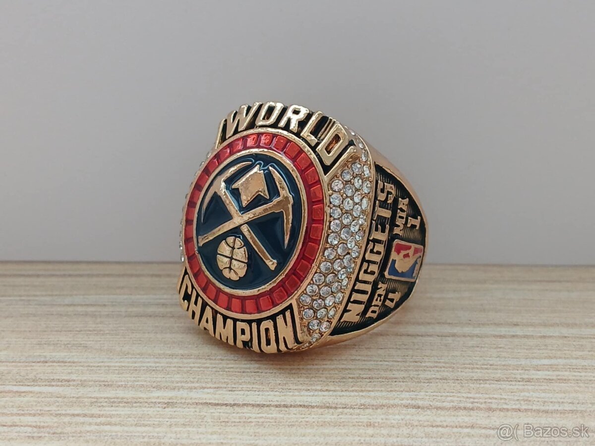 Prstene NBA World Champions - 9