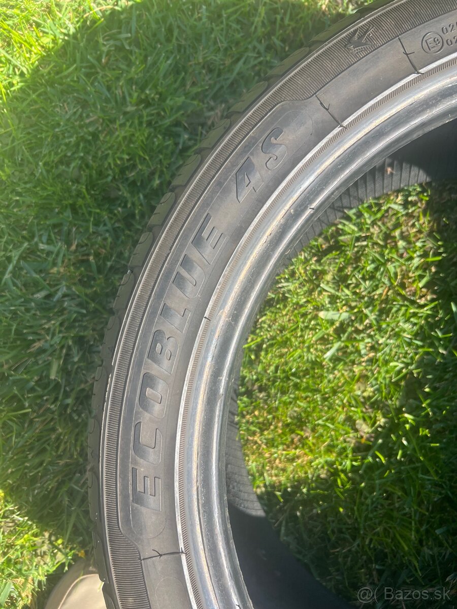 235/40 R18 Celoročné Superia - 9