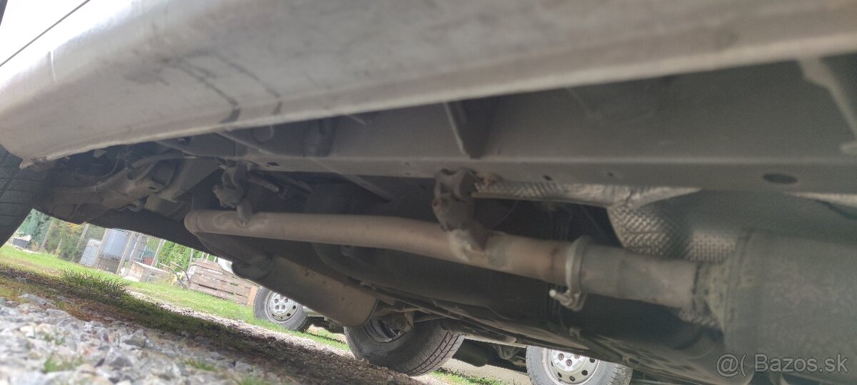 Predám citroen c8 2.0hdi 100kw 2009 - 9