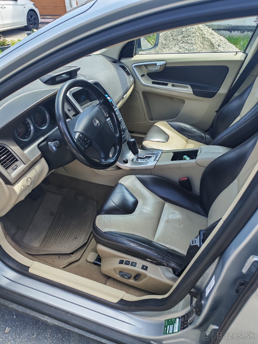 Volvo XC60 T6 210kw - 9