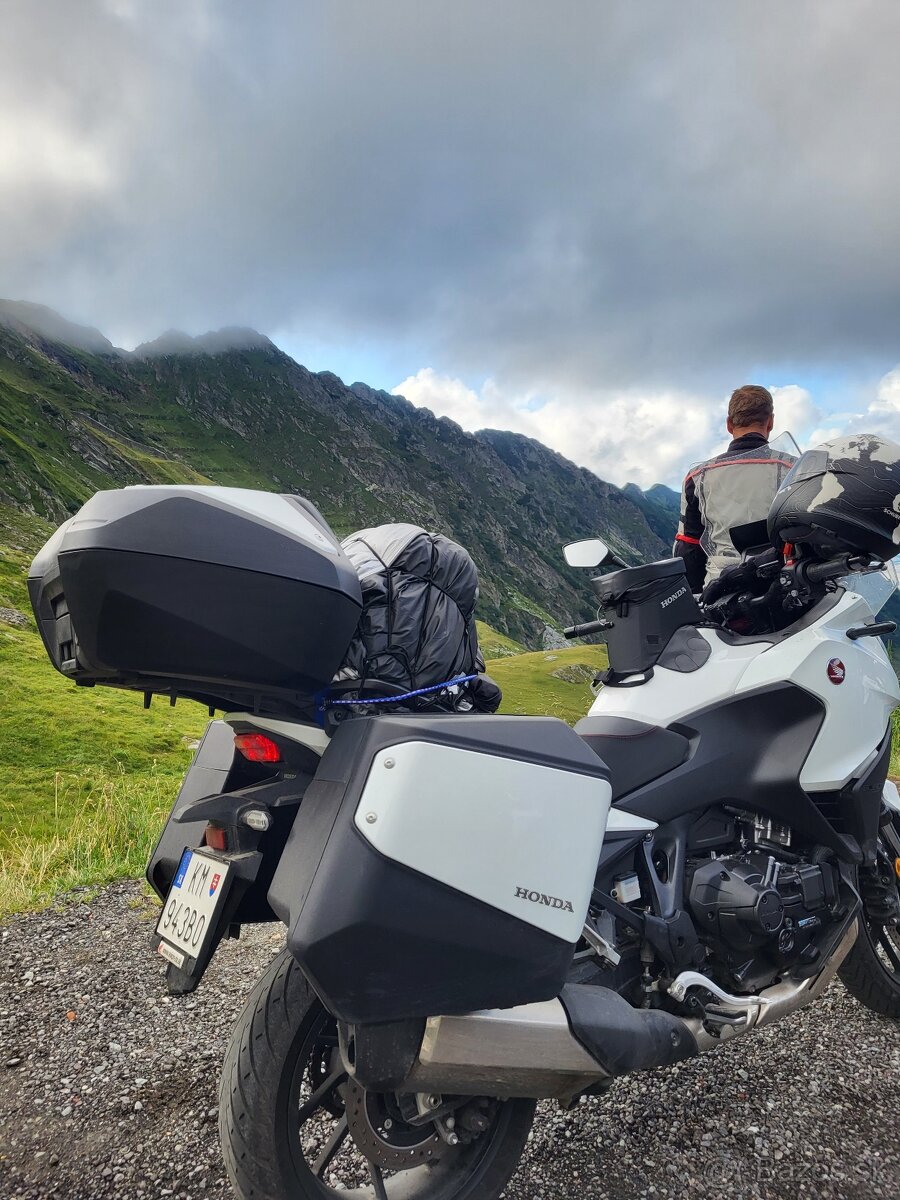 Honda NT1100 DCT - 9