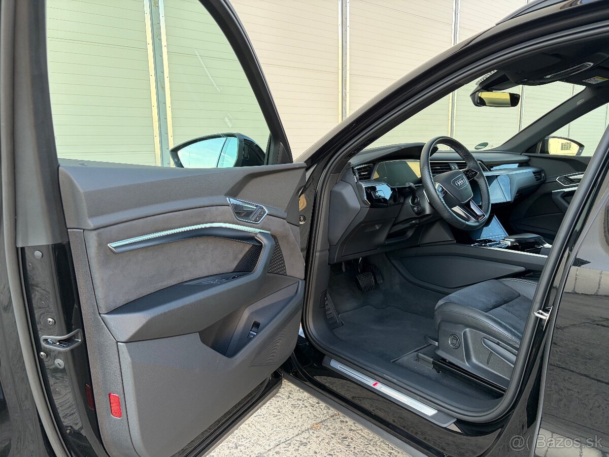 Audi E-tron 55 quattro S line - 9