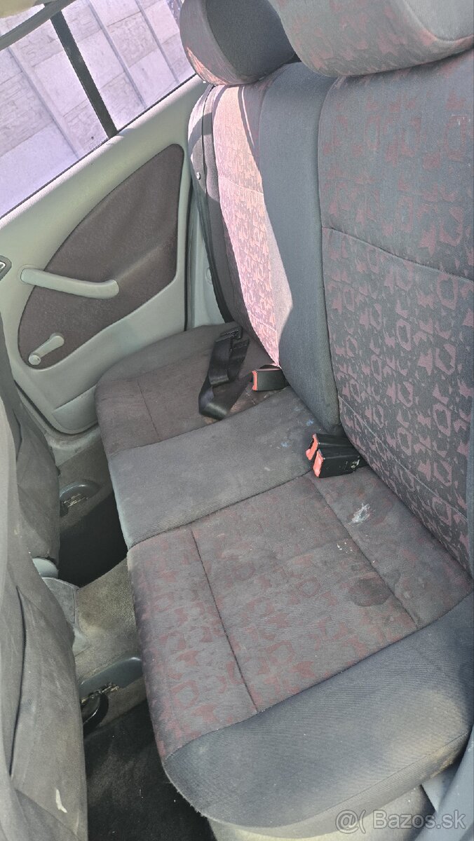 Skoda octavia 1- 1.6 benzin - 9