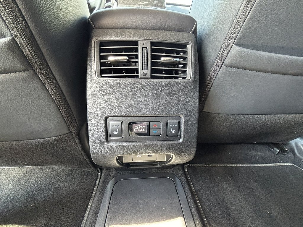 Mitsubishi Outlander PHEV INSTYLE 4x4 - 9