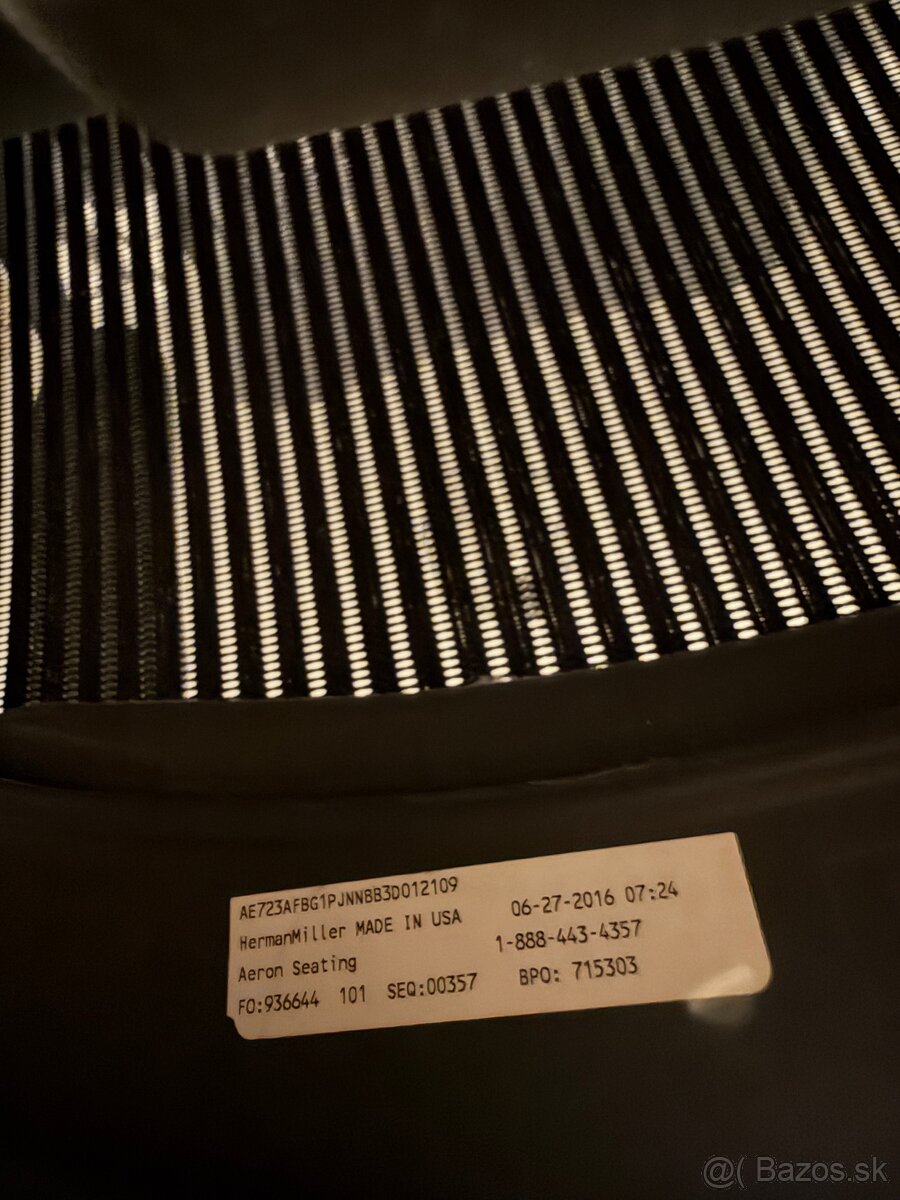 Herman Miller Aeron Stool - 9