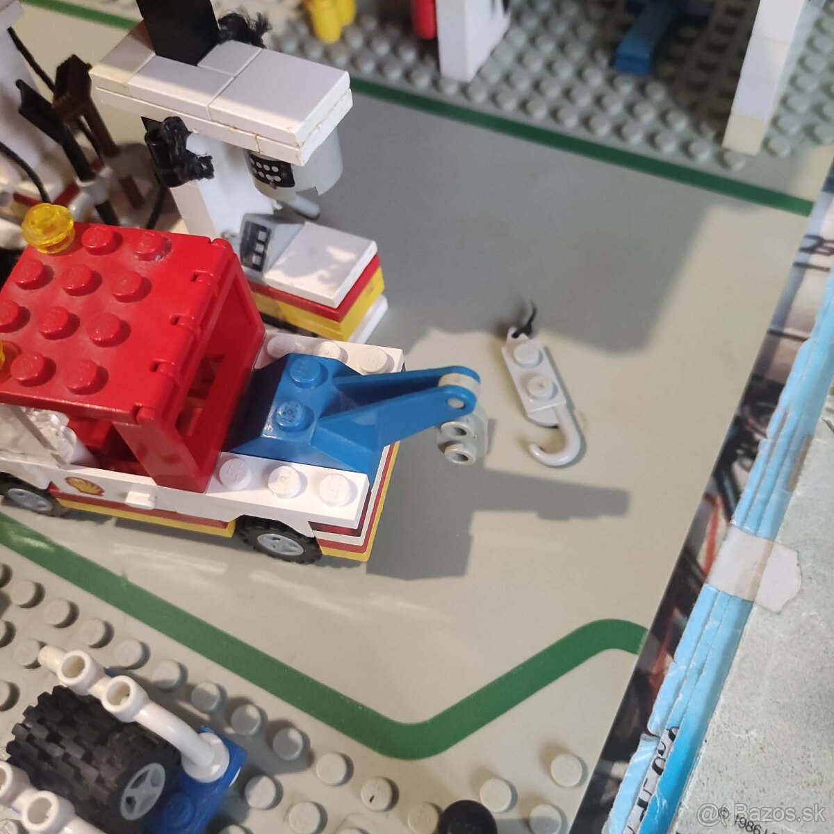 LEGO 6378 Shell Service Station - 9