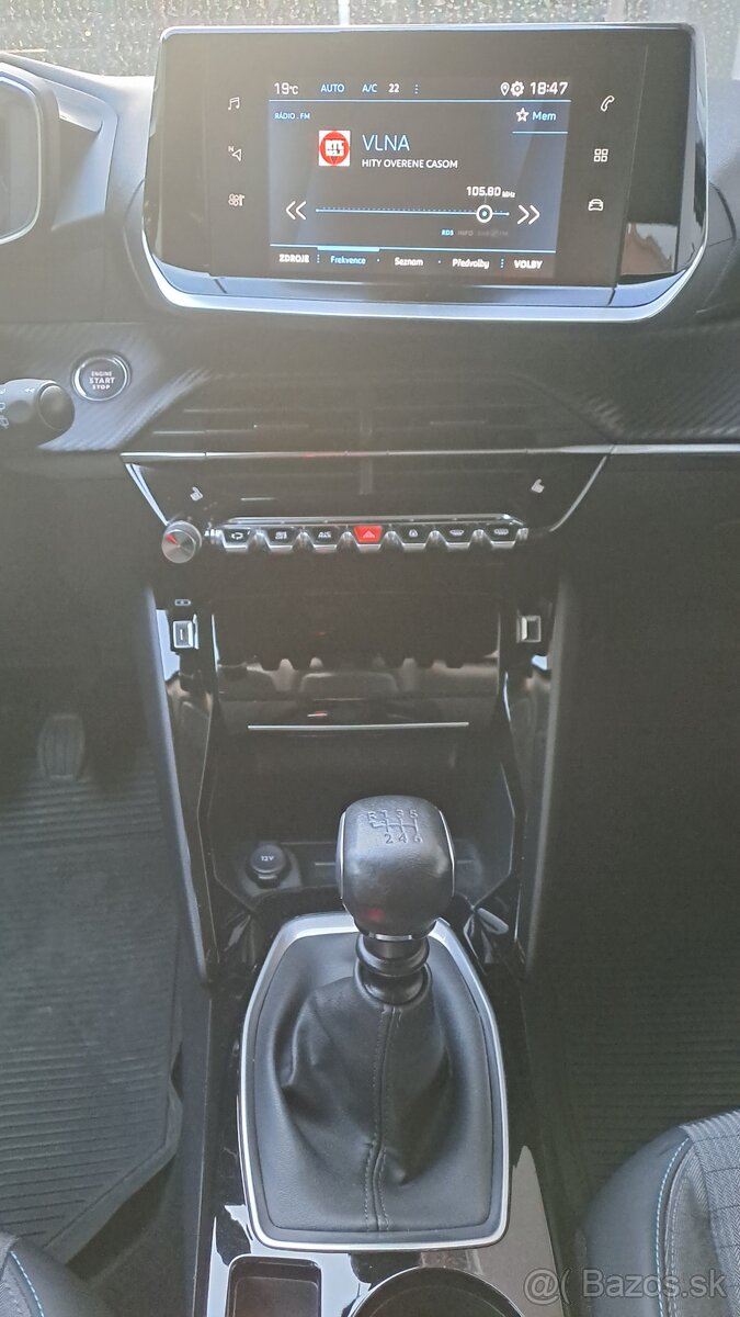 Peugeot 2008 1.2 Allure 100 - 9