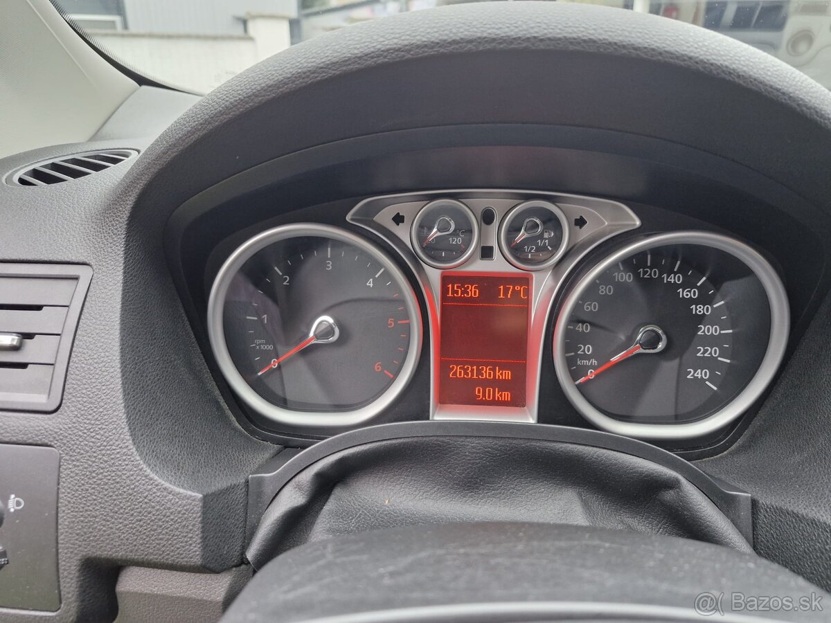 FORD KUGA titanium 2.0D - 9