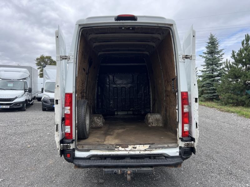 Prodám Iveco Daily 3.0HPT. 107kw. 50C15. 6 míst. - 9