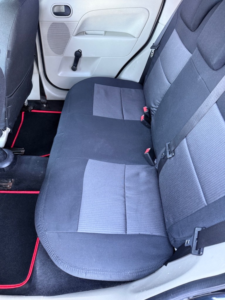 Ford Fiesta 1.25i - 9