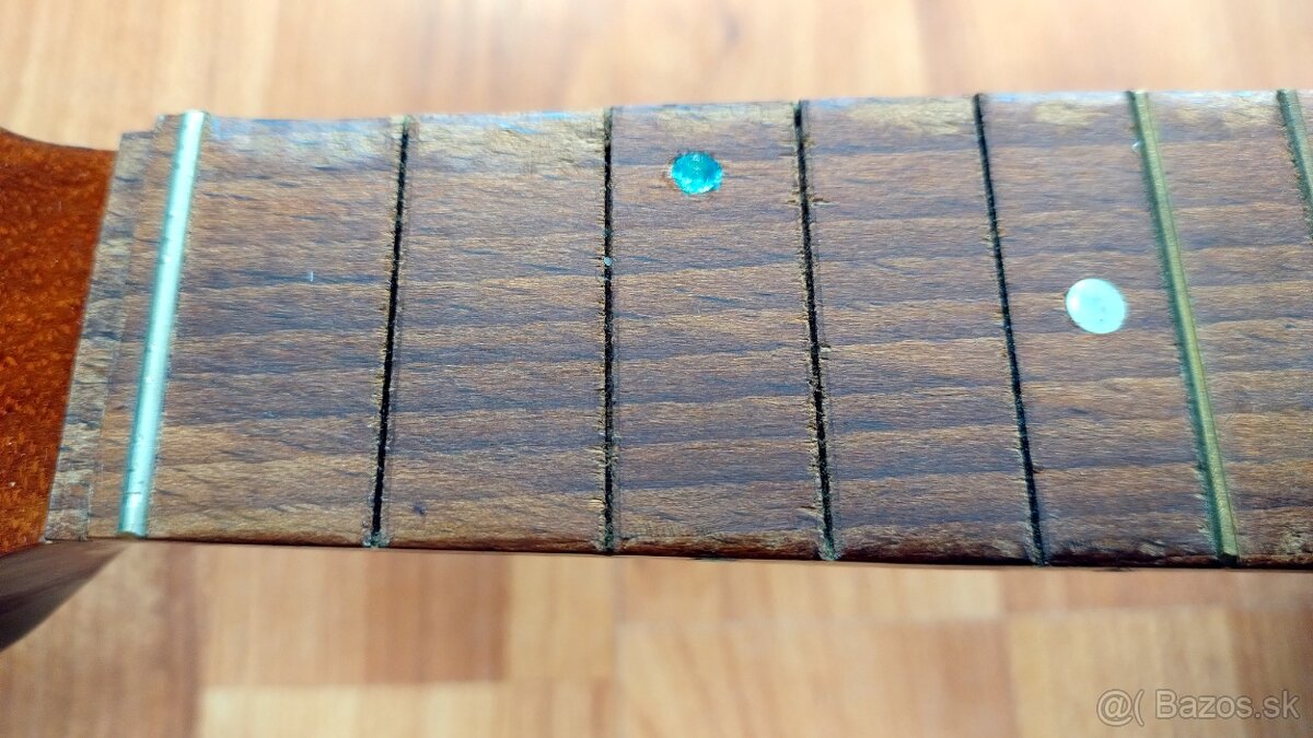 12 strunova mandolina Strunal Luby - Swelled Back Mandolin - 9