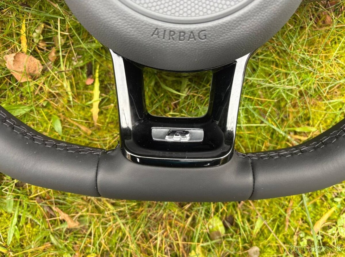 R-line VW VOLANT KOZENY GOLF PASSAT ARTEON - 9