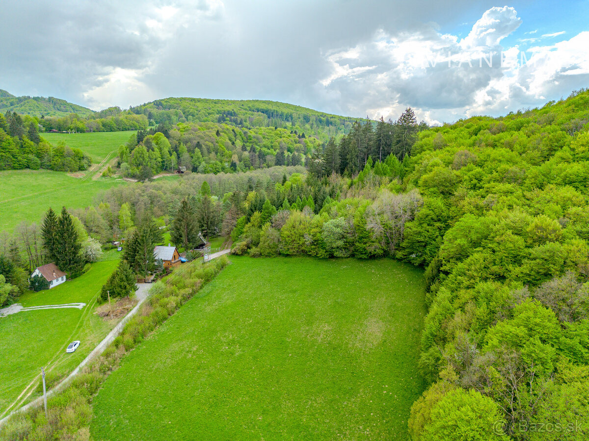 IBA U NÁS Pozemok na stavbu chaty s výhľadom nad Belušou - 9