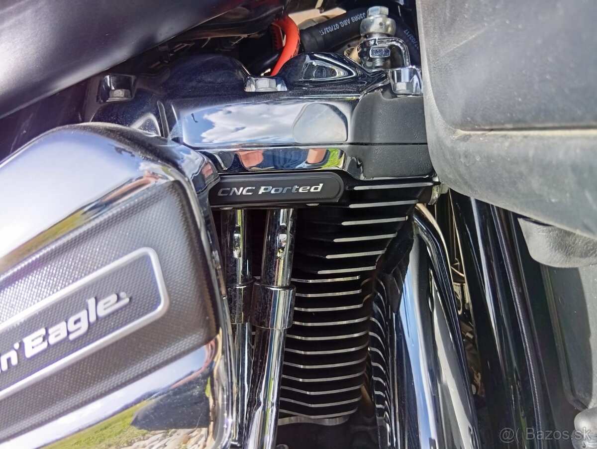 Harley Davidson Ultra Limited FLHTK - 9