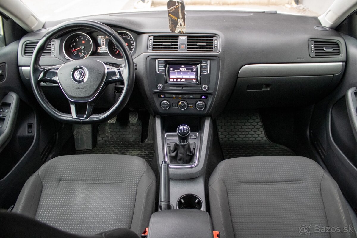 Volkswagen Jetta 1.2TSI 77kW M6 2018 - 9