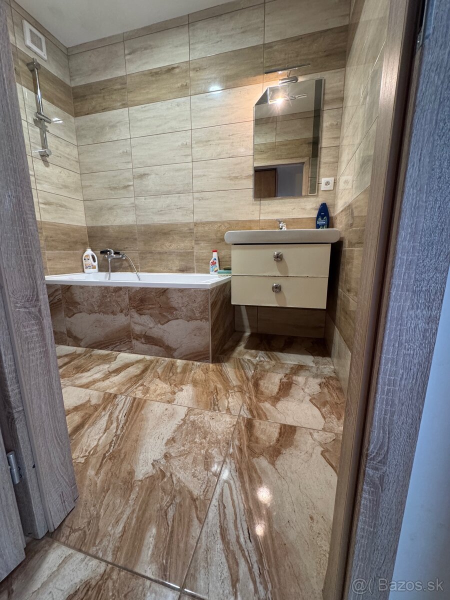 PRENÁJOM 2-i byt Sereď - 9