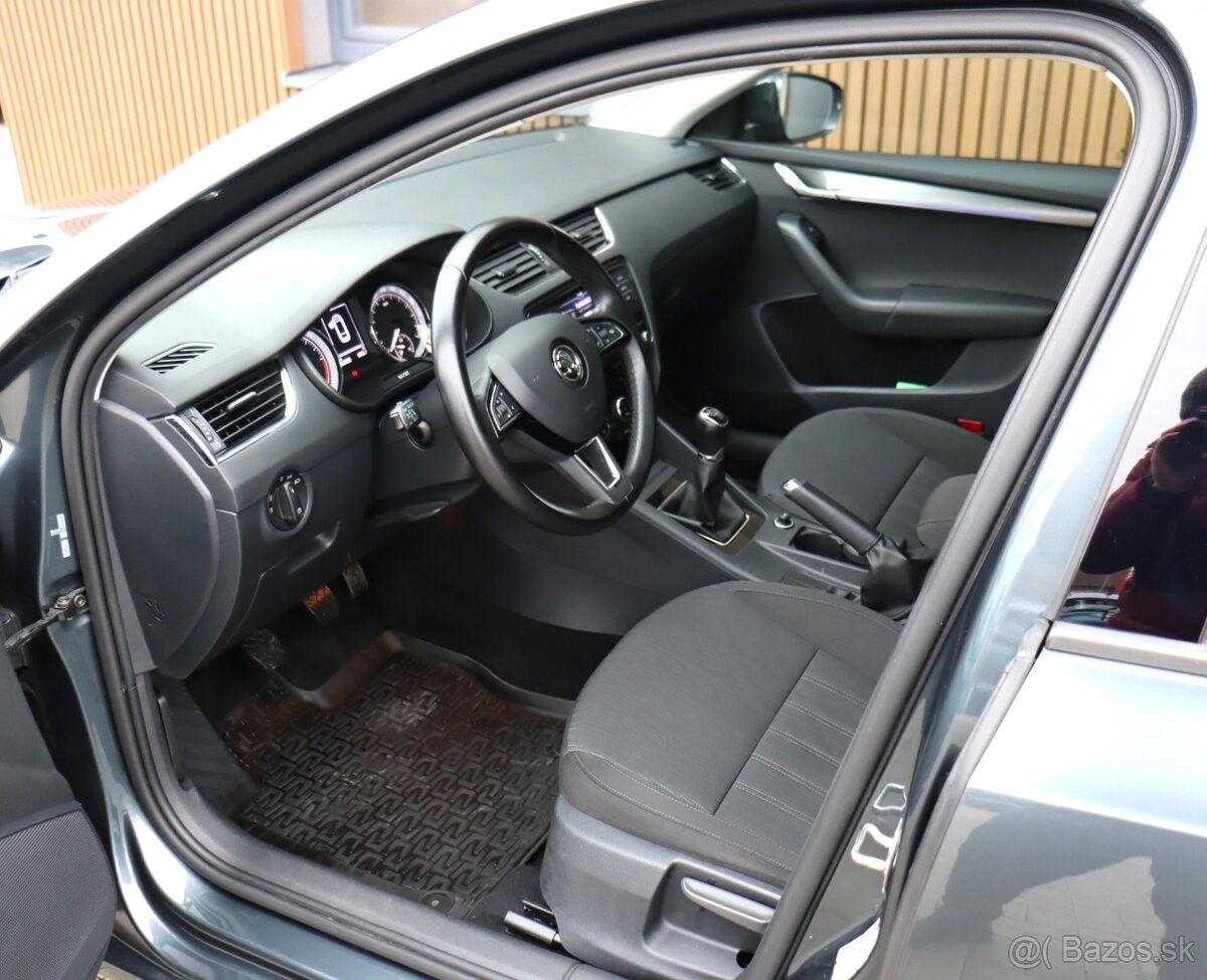 Škoda Octavia Combi 2.0 TDI Ambition EU6 - 9