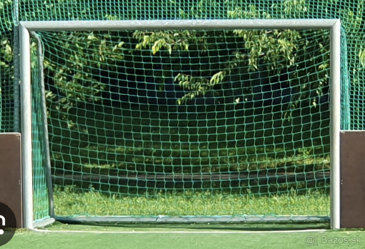 Futbalová bránka 3x2m - 9