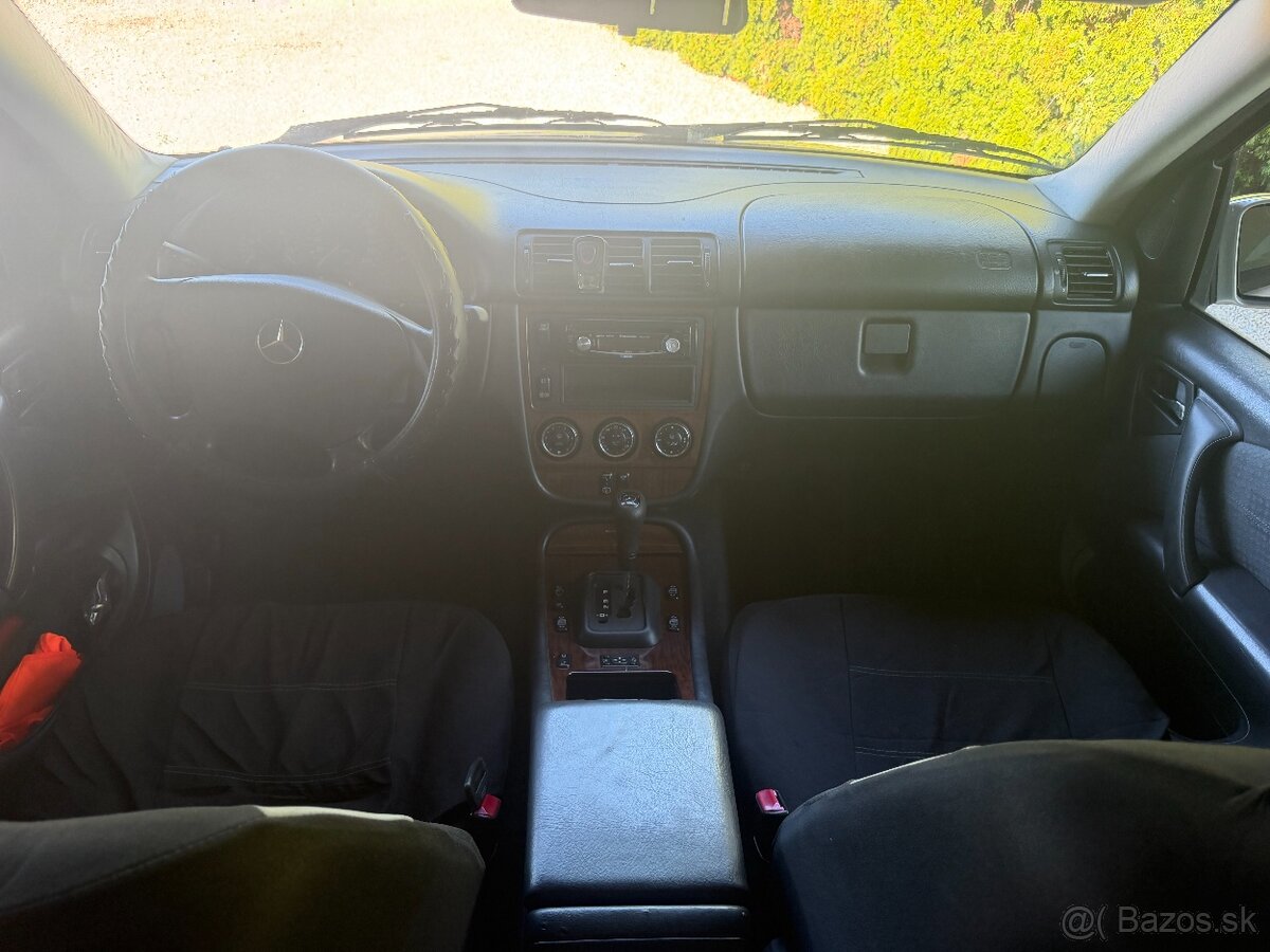 Mercedes-Benz ML 270 CDI - 9