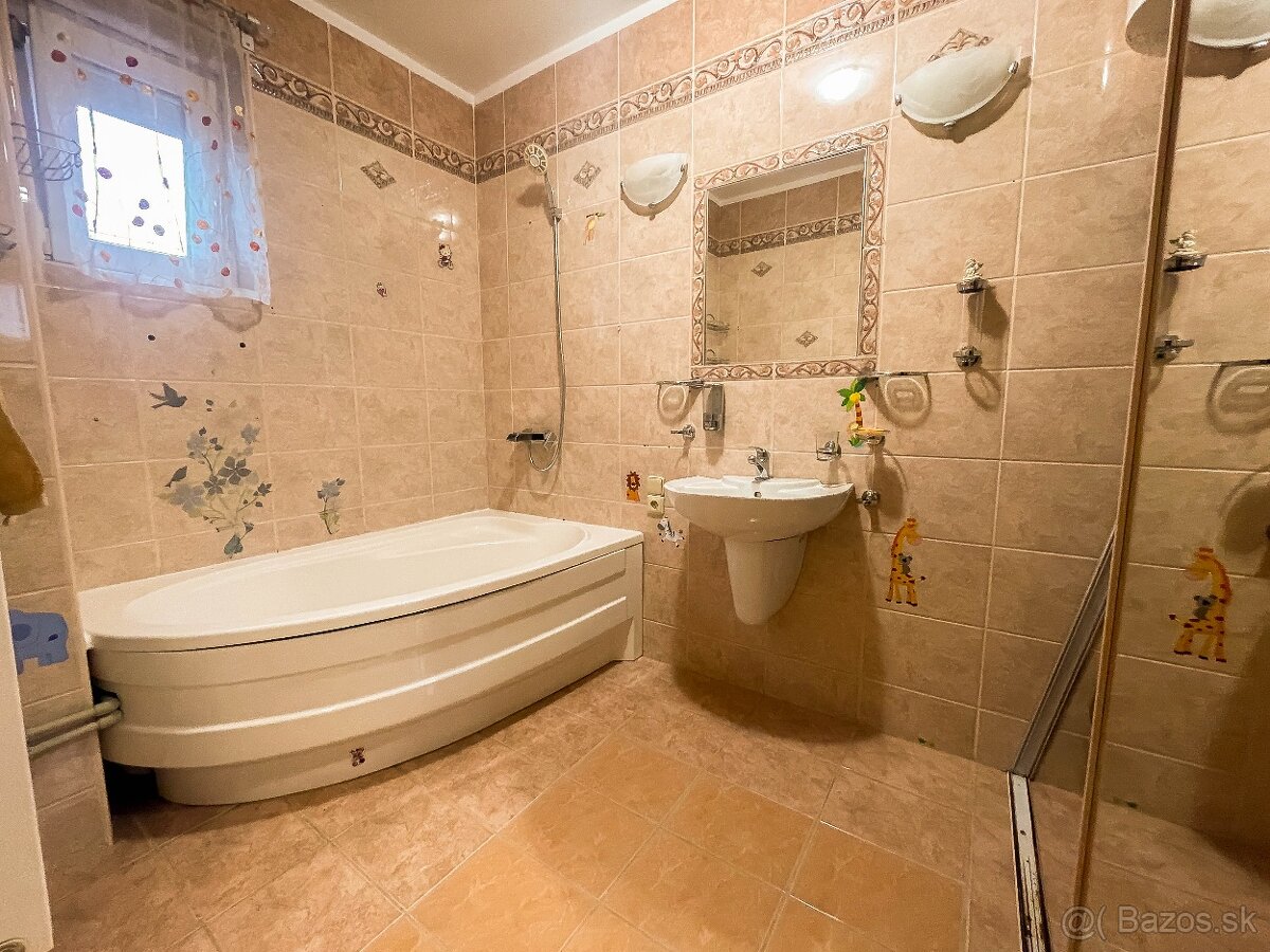 3 izb.byt s garážou a so záhradkou- Zlaté Klasy - 9