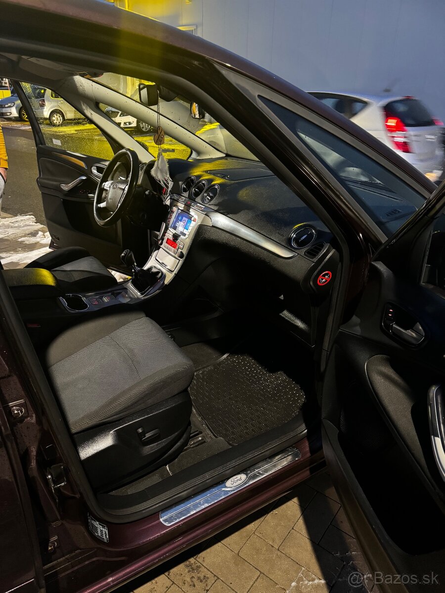 Ford S-max 2.0TDCI 103kW - 9