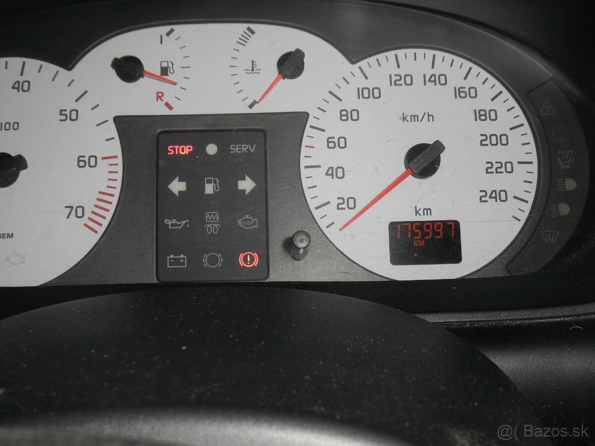 RENAULT Scenic RX4 Lux - 9