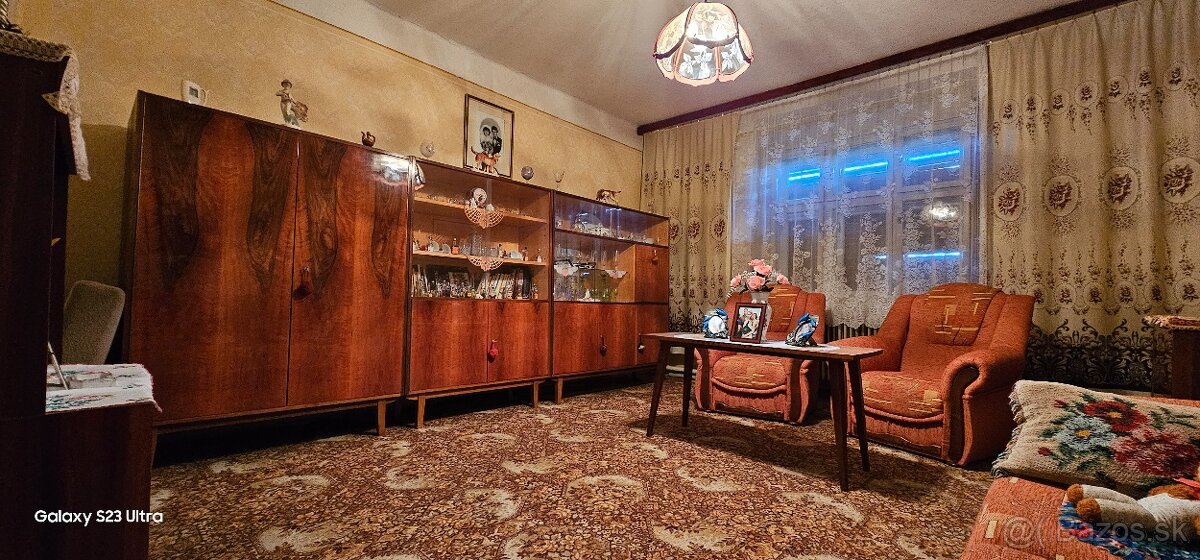 V obci Malé Kosihy päťizbový rodinný dom je na predaj. - 9