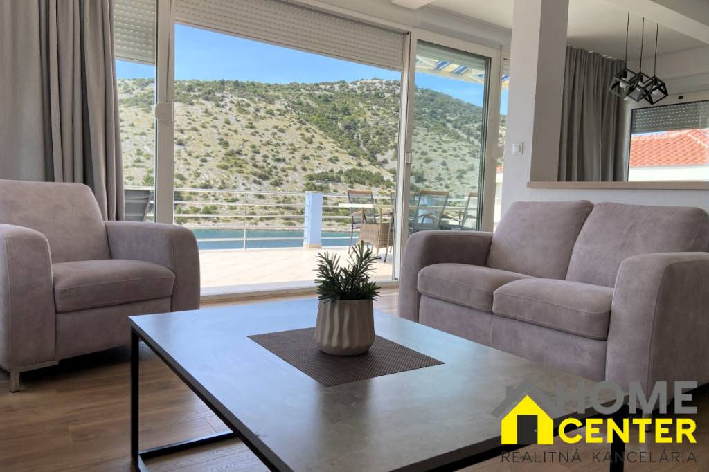 Apartmánová vila /500 m²/ pri mori, Dalmátsko, Marina - 9