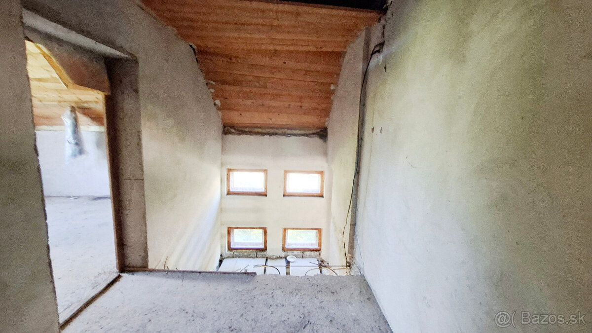 Rozostavaný rodinný dom okolie Giraltoviec, obec Soboš - 9