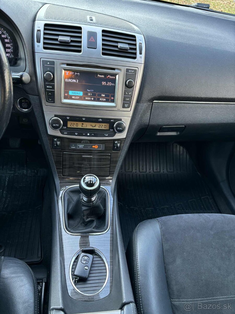 Toyota Avensis 2.0l D-4D Sol - 9