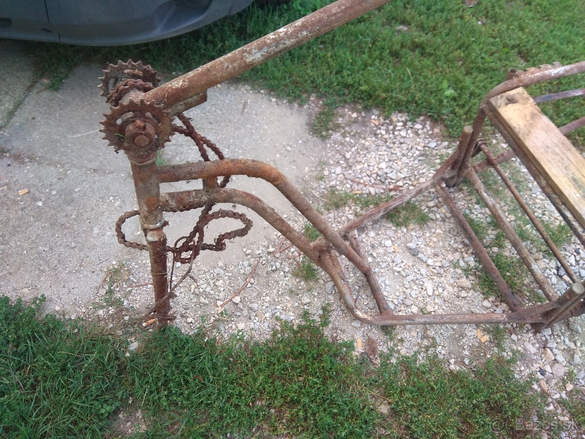 Retro invalidná trojkolka - 9