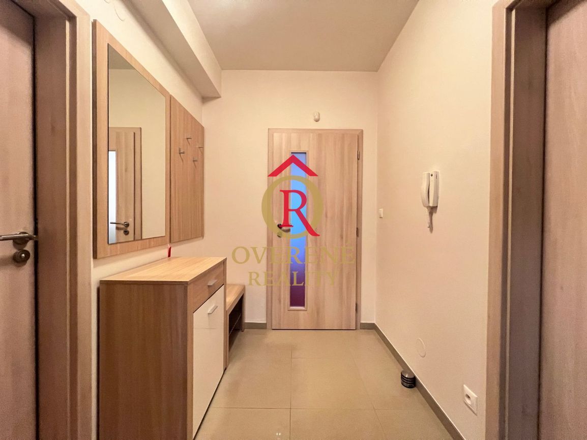 Na prenájom moderný 2-izbový byt v top lokalite Belveder – B - 9