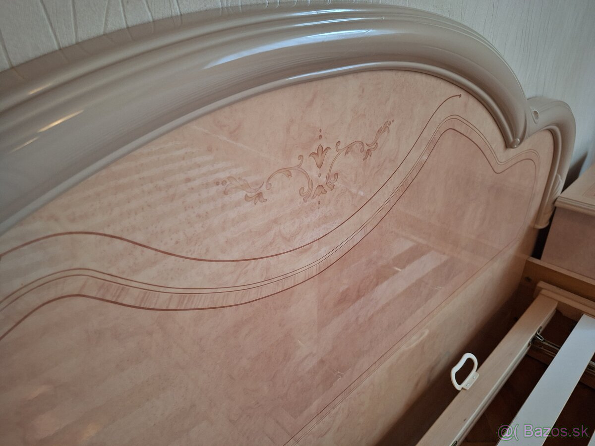 ,,,,,ZAMLUVENO,,,,,,,TALIANSKÁ SPÁLNA - 9