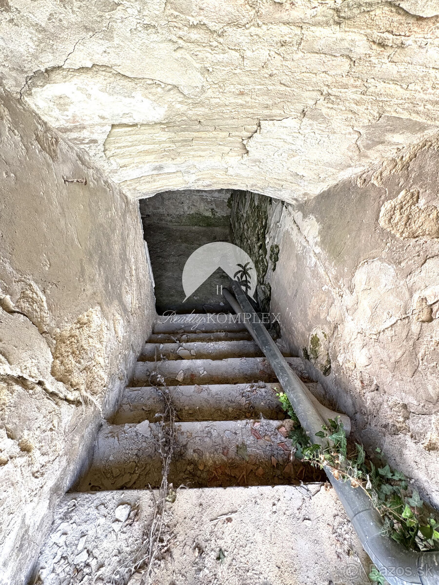 EXKLUZÍVNE IBA U NÁS Reality KOMPLEX s.r.o. vám ponúka n - 9