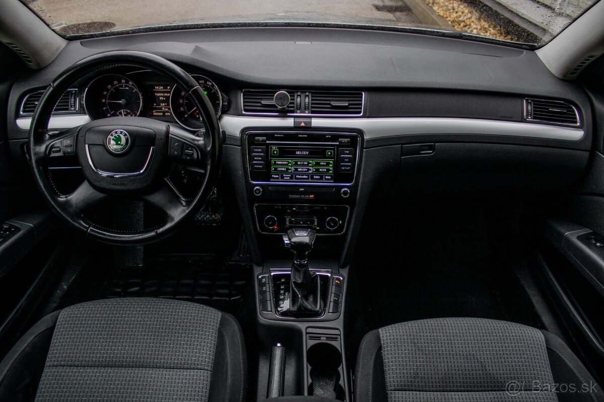 Škoda Superb Combi 2.0 TDI 4x4 DSG - 9