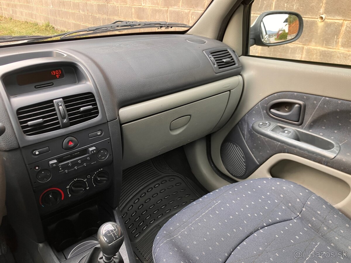 Predám Renault Clio MK2, 1.5 dCi, r. 2003 – 5 dverí - 9