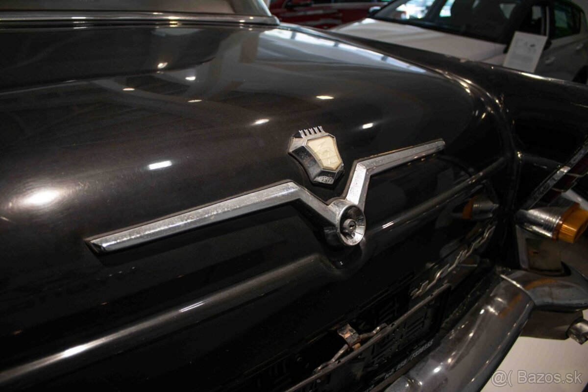 Čajka GAZ M13 - 9