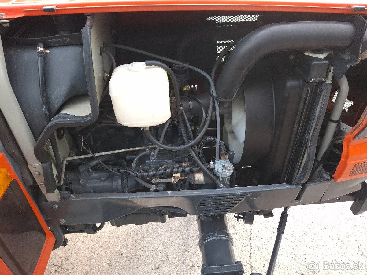 Malotraktor KUBOTA GL260 - 9