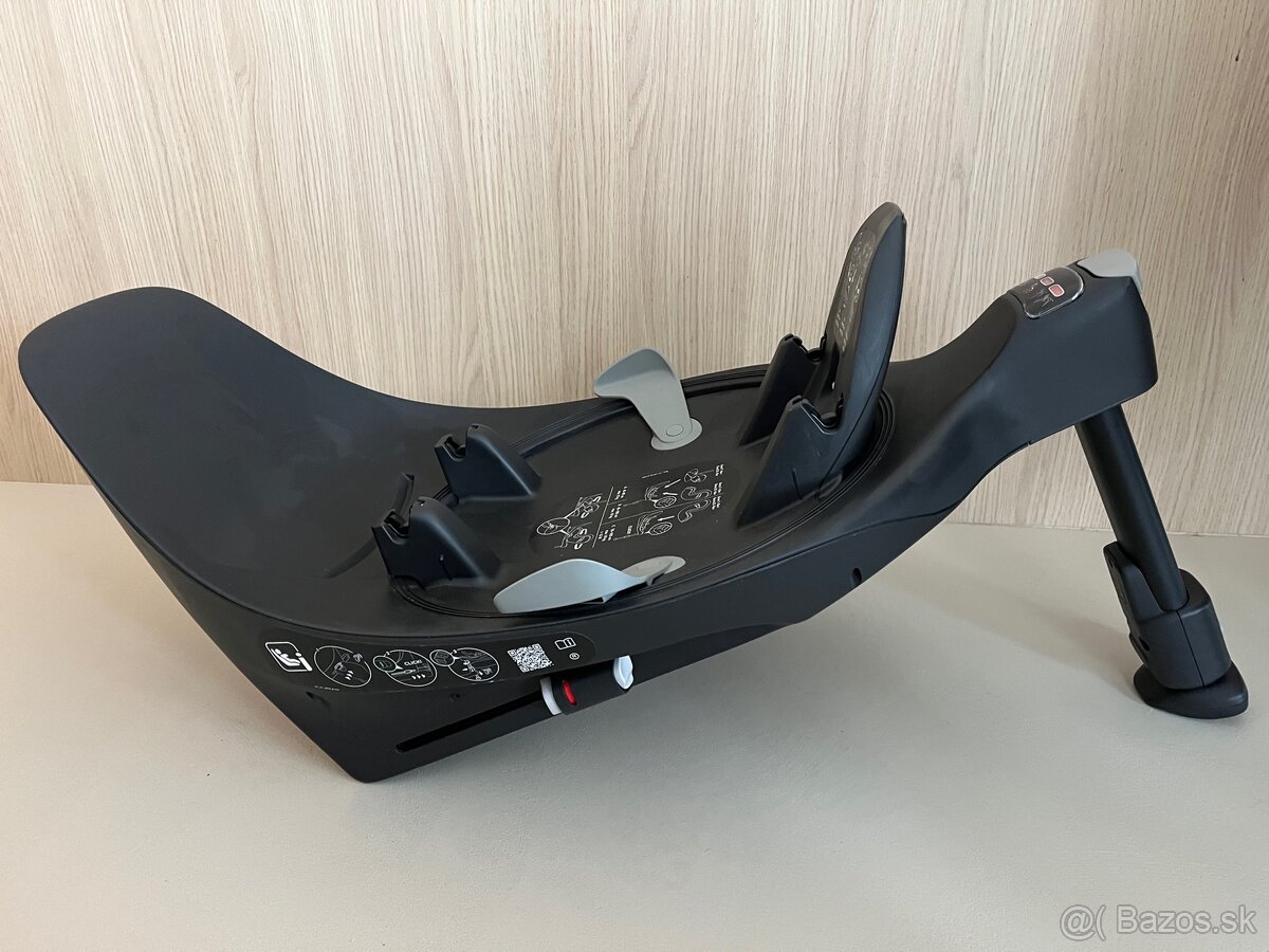 Cybex Cloud T i-size plus + ISOFIX Base T - 9