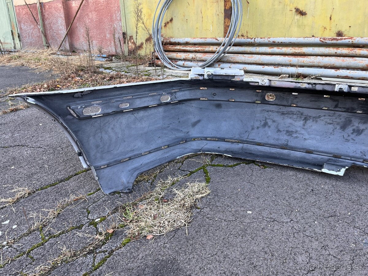 Škoda Octavia 1 zadný nárazník - 9