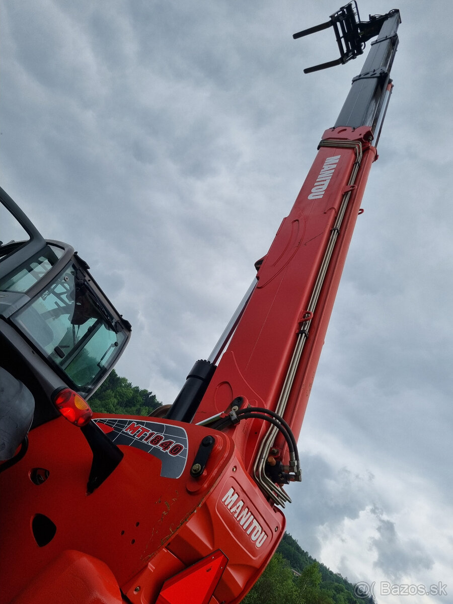 Teleskopický manipulátor Manitou MT1840 18 metrov - 9
