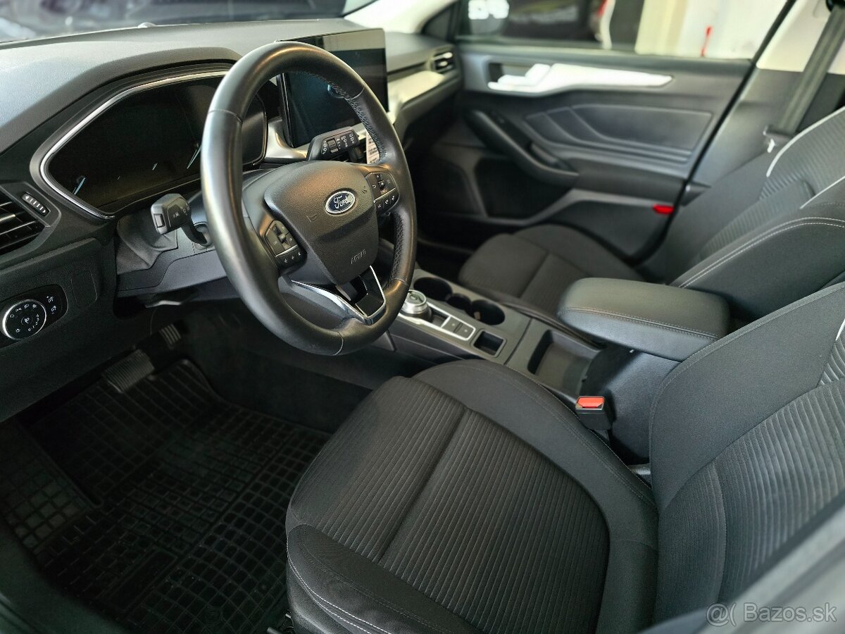Ford Focus Kombi 1.5 EcoBoost Titanium A/T - 9