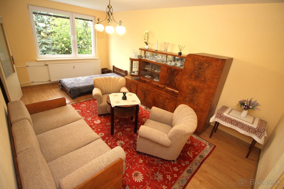 PRENÁJOM zariadený 2 IZB byt 66 m² V. Okr. Partizánske - 9