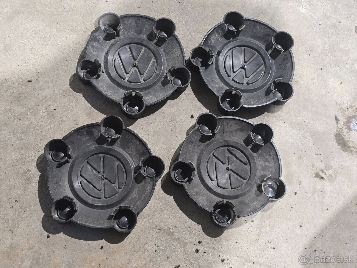 Puklice Volkswagen Caddy - 9