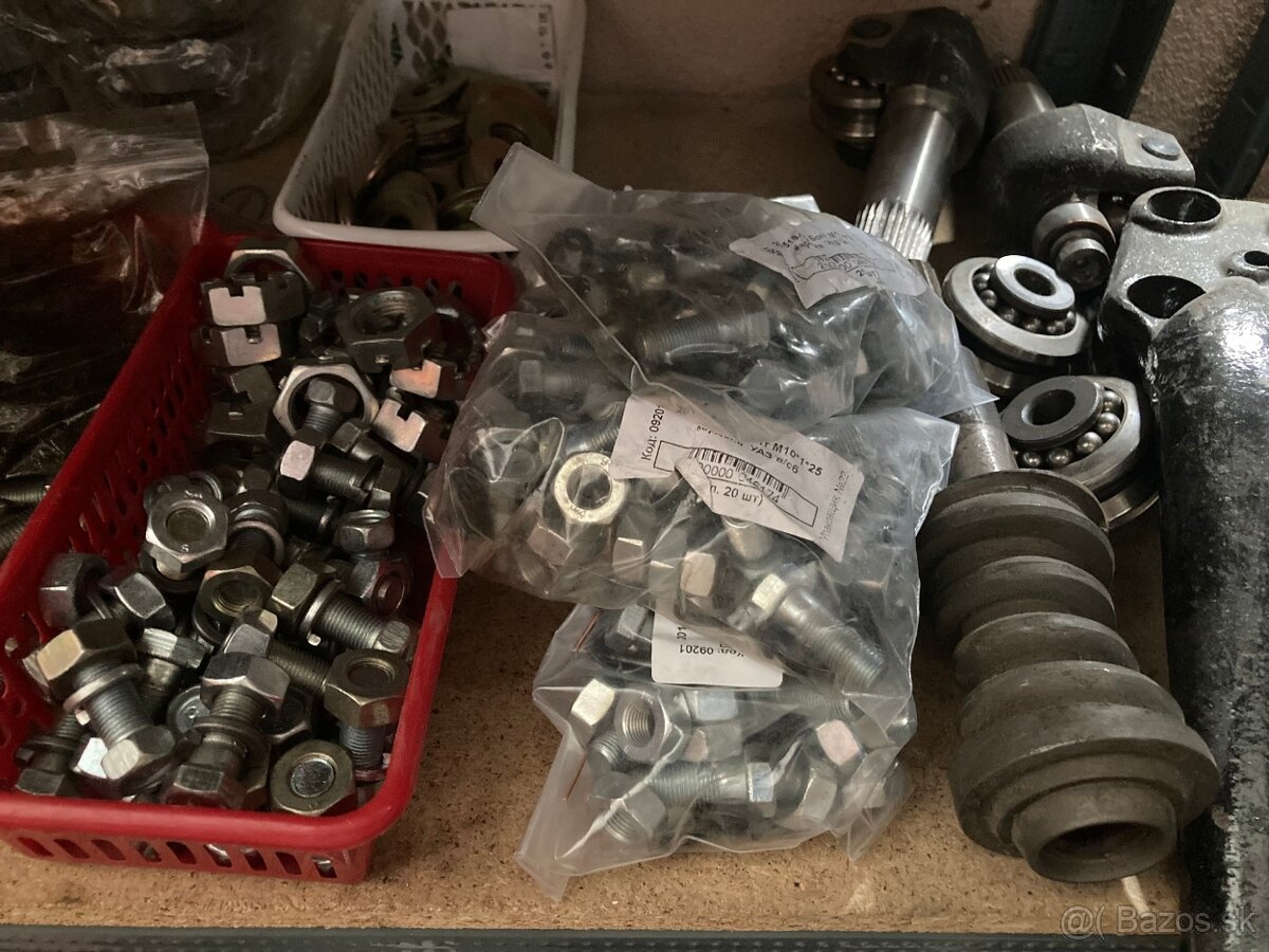 Uaz, Gaz ochranné manžety na nápravu predám - 9