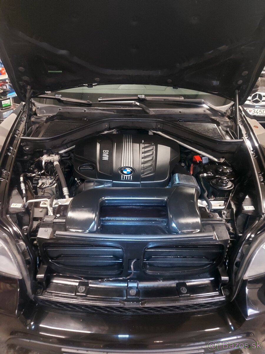 Predám BMW X5 e70 3.0d X-Drive 180kw Facelift - 9